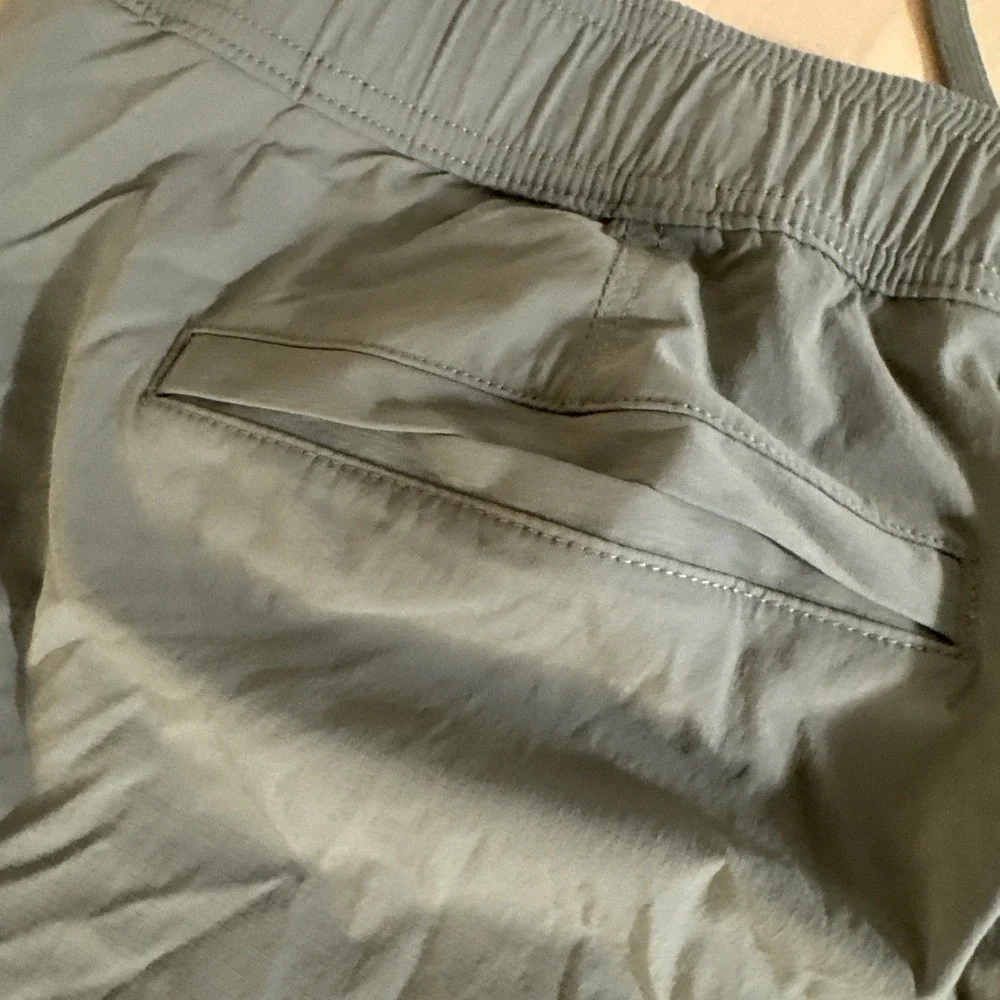 Alaskan Hardgear Men's Green Standard Fit Hiking Shorts Size 44 - Picture 7 of 7